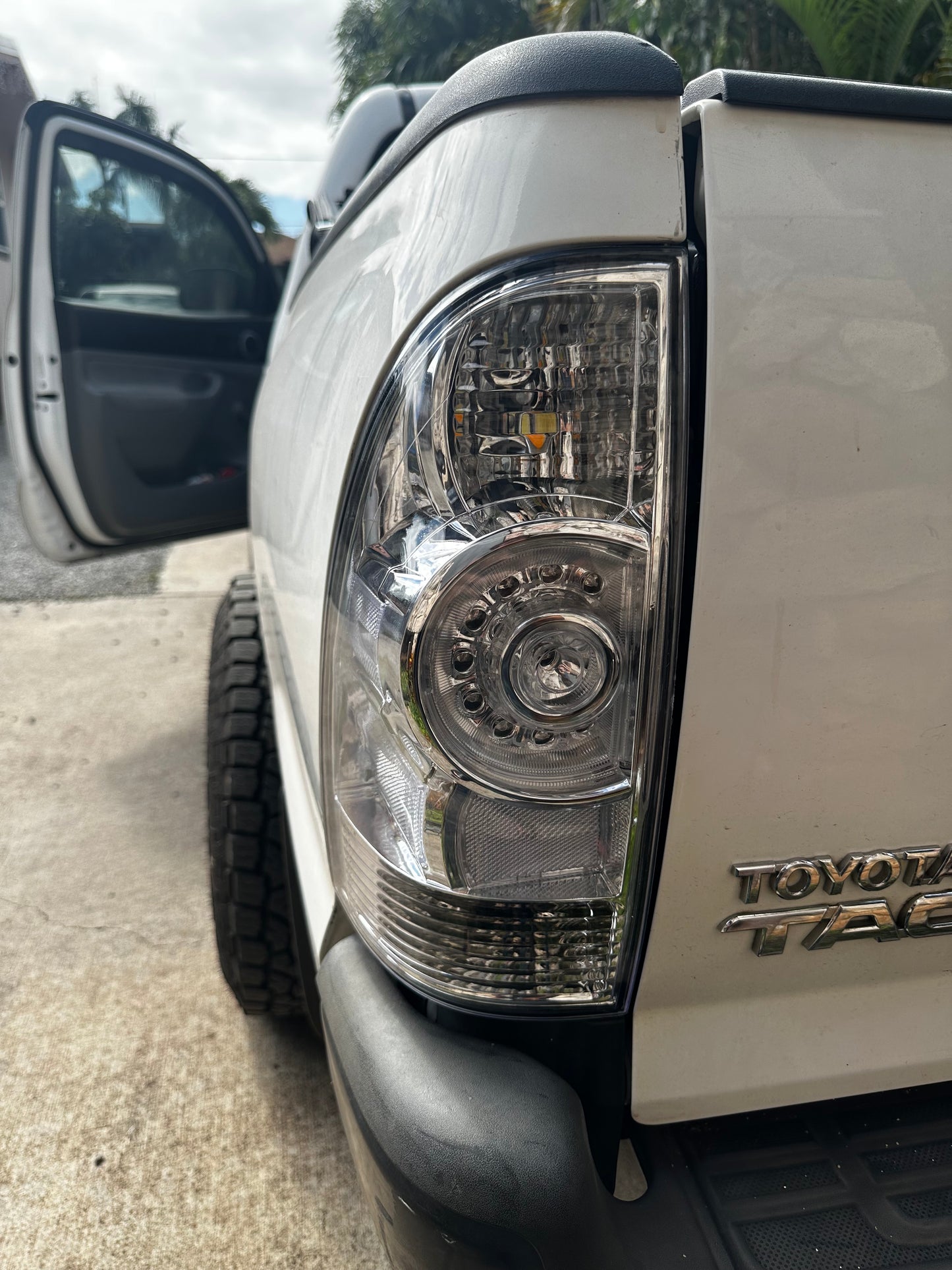 2005-2015 Tacoma clear led tail lights